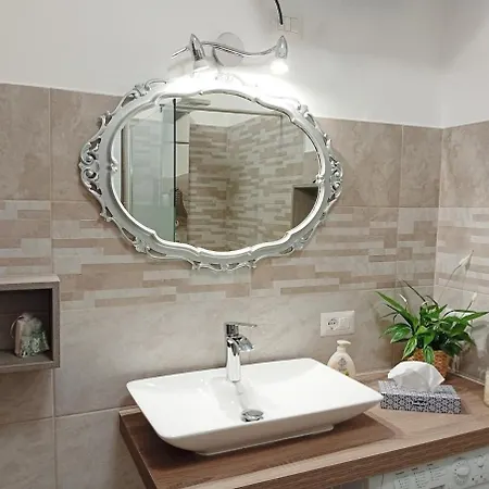 Furia Apartment *